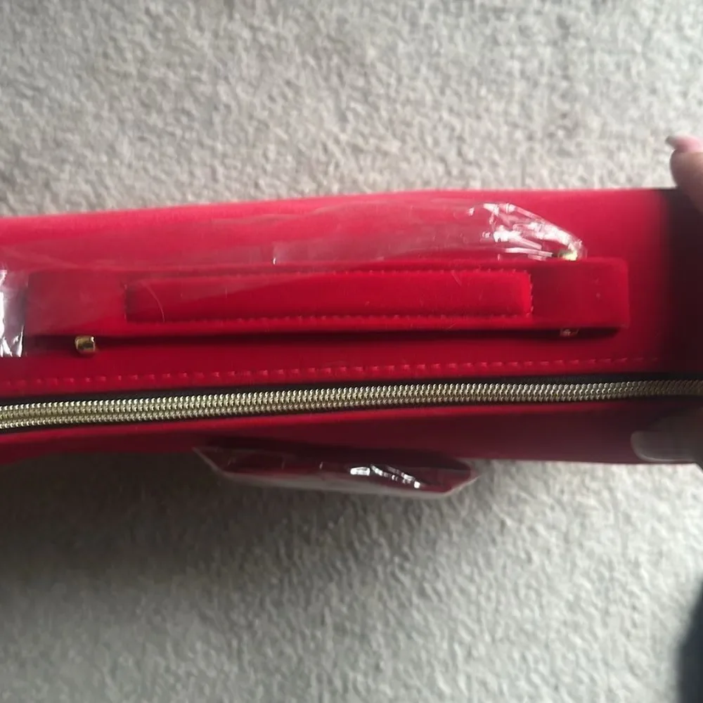 Estée Lauder Elegant Red Bow Velvet Bag!